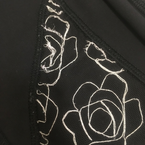 Lululemon Lucent Ice Queen tights - Picture 7 of 8